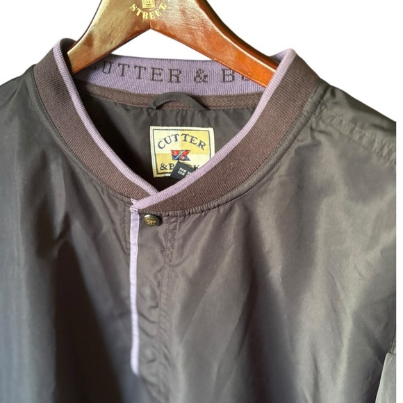 Cutter & Buck Black & Purple Men's Pullover Windbreaker Jacket Size XL 1/4 Snap - Picture 2 of 12